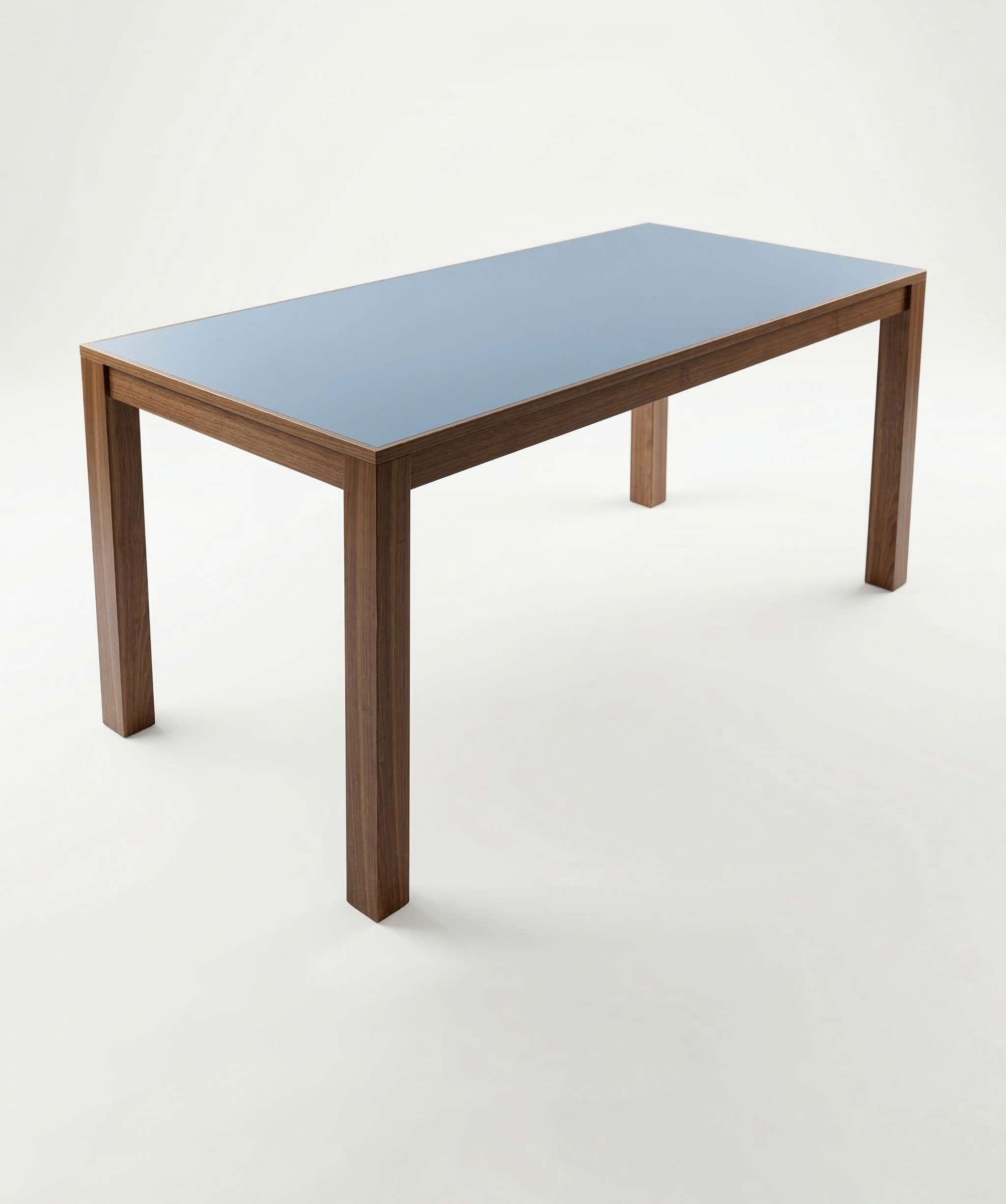 VERTICAL TABLE